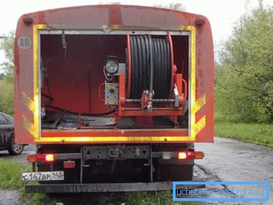 Помошните возила помагаат во решавањето на проблемите