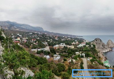 Близината на морето ги прави кримските зими благи. Близината на морето ги прави кримските зими благи.