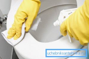 Чистотата на седиштето е исто така многу важна.
