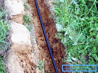 За да разберете како правилно да водите вода во приватна куќа, треба да научите некои правила и прописи. За да разберете како правилно да водите вода во приватна куќа, треба да научите некои правила и прописи.