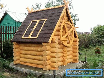 Дрвена куќа за накит за добро - одлично декоративно решение Дрвена куќа за накит за добро - одлично декоративно решение