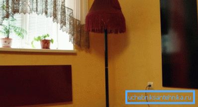 Дизајнот на електрични радијатори е во некои случаи многу невообичаен и оригинален. Дизајнот на електрични радијатори е во некои случаи многу невообичаен и оригинален.