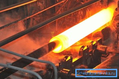 За да се создадат дебели производи од овој дијаметар, се користи методот на топло валани метали, што значи дека готовите производи воопшто немаат рабови. За да се создадат дебели производи од овој дијаметар, се користи методот на топло валани метали, што значи дека готовите производи воопшто немаат рабови.