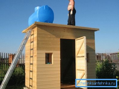 Туш кабини со гардероба Туш кабини со гардероба