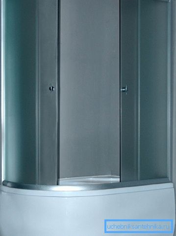 Длабок сад за туширање 120x80, исто така, може да биде дел од аголот, односно структура без внатрешни ѕидови Длабок сад за туширање 120x80, исто така, може да биде дел од аголот, односно структура без внатрешни ѕидови