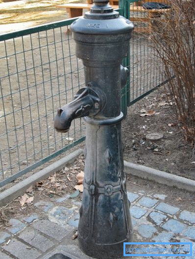 Вековна колона во Австрија Вековна колона во Австрија