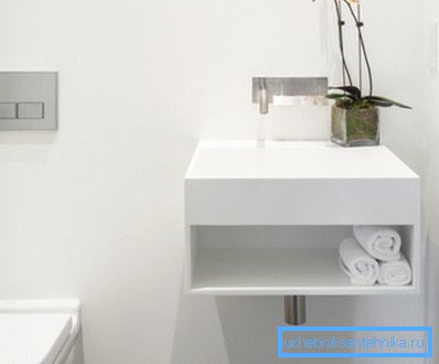 Компактен мијалник 30x30 за мали тоалети Компактен мијалник 30x30 за мали тоалети