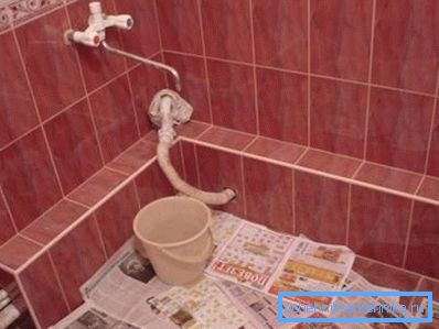 А цевката кутија дава бања заврши и естетски изглед. А цевката кутија дава бања заврши и естетски изглед.