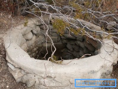 Во прилог на природни причини, водата исчезнува како резултат на несреќи и интервенции во карпата. Во прилог на природни причини, водата исчезнува како резултат на несреќи и интервенции во карпата.