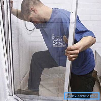 Листот е едноставно вметнат во инсталираниот профил. Листот е едноставно вметнат во инсталираниот профил.