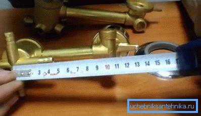 Меѓу оските 100 милиметри Меѓу оските 100 милиметри