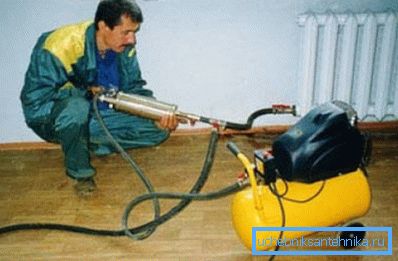 Мини-мијалник лесно се вклопува во секоја просторија и може да се чува во незагреана гаража.