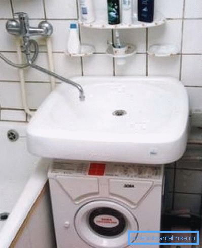 Минијатурна машина. Минијатурна машина.