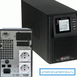 На фотографијата - непрекинато напојување, кое ќе обезбеди работа на котелот во случај на прекинување на струја