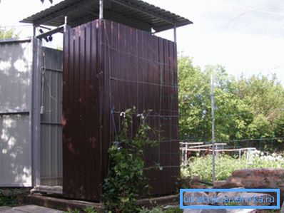 Сликата покажува пример за метална конструкција. Сликата покажува пример за метална конструкција.