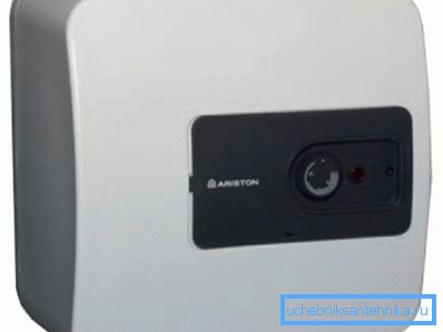Кумулативен бојлер за 10 литри под мијалникот АРИСТОН ПРО 10 ST R / 3 Кумулативен бојлер за 10 литри под мијалникот АРИСТОН ПРО 10 ST R / 3