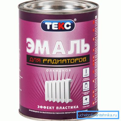 Обично на банката посебно нагласува дека бојата е погодна за батерии