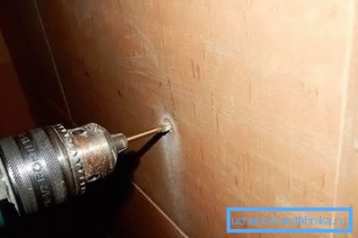 Дупки за инсталација на мијалник Дупки за инсталација на мијалник