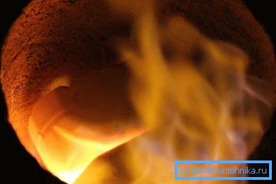 Пластиката не може да се користи за уредување на противпожарни системи Пластиката не може да се користи за уредување на противпожарни системи