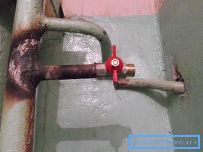 Поврзување со метални цевки