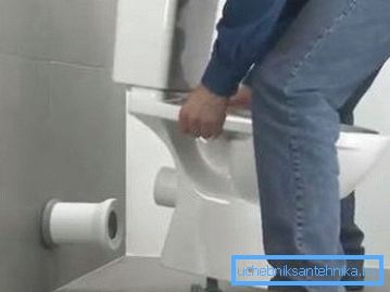 Поврзување на тоалетот со тврда цевка Поврзување на тоалетот со тврда цевка