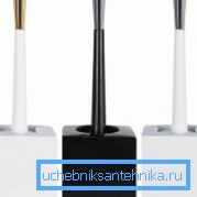 Купи четки со практични рачки Купи четки со практични рачки