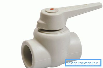 Целосно создадени пластични славини за вода
