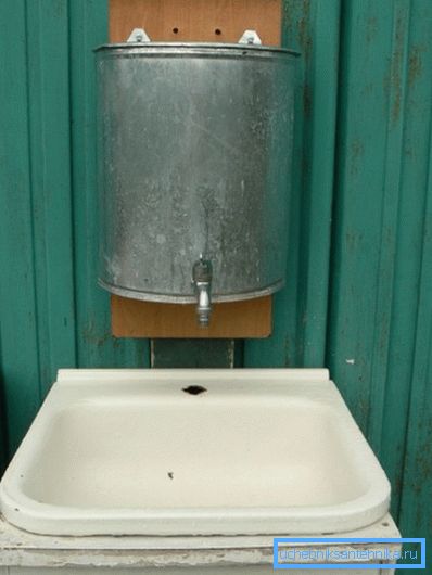 Повторната вода ќе треба рачно. Повторната вода ќе треба рачно.