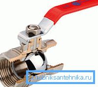 Со ретка употреба топката се држи и кранката станува неупотреблива. Со ретка употреба топката се држи и кранката станува неупотреблива.