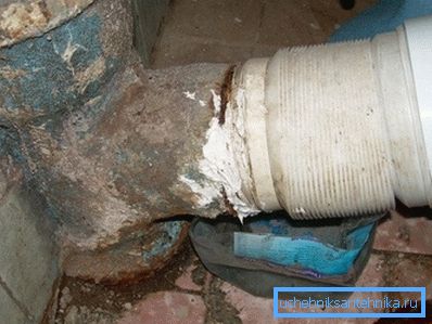 Пример за имплементација на спојување на пластични бранови со леано железо