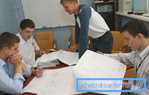 Проектот може да биде подготвен од себе, но подобро е да го довери овој бизнис на професионалци. Проектот може да биде подготвен од себе, но подобро е да го довери овој бизнис на професионалци.