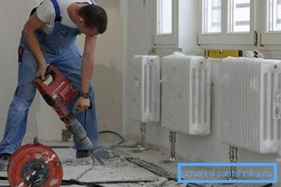 Професионално поставување на грејни цевки во приватна куќа Професионално поставување на грејни цевки во приватна куќа