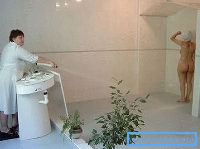 Постапката треба да се спроведе под надзор на медицинскиот персонал. Постапката треба да се спроведе под надзор на медицинскиот персонал.
