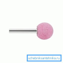Со ролери, седиштето на крановите се чисти брзо и лесно. Со ролери, седиштето на крановите се чисти брзо и лесно.
