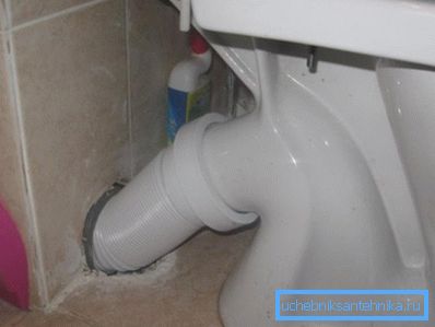Независно поврзување на тоалетот со отпадна вода Независно поврзување на тоалетот со отпадна вода