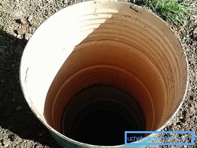 Исцедена јама изработена од метал Исцедена јама изработена од метал