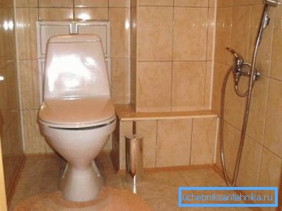 Миксер со хигиенски туш за биде во посебна купатило