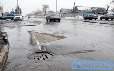 Содржината на атмосферската вода се фрла во езерцето или на релјефот без чистење. Содржината на атмосферската вода се фрла во езерцето или на релјефот без чистење.