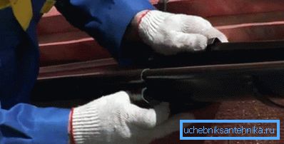 Врска со олуци