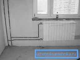 Инсталирањето на цевките во шахтите е најефективниот начин да го прикријат системот за греење. Инсталирањето на цевките во шахтите е најефективниот начин да го прикријат системот за греење.