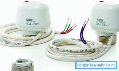 Уредот е компактен по големина. Уредот е компактен по големина.