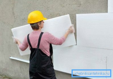 Изолацијата на ѕидот ја намалува потрошувачката на енергија за греење