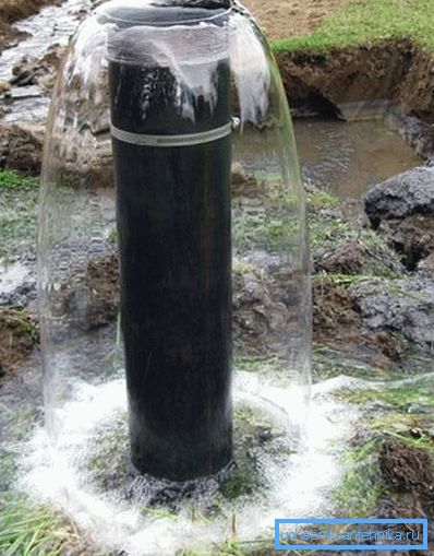 Вода од бунари поволно со отсуство на нечистотии и загадување. Вода од бунари поволно со отсуство на нечистотии и загадување.