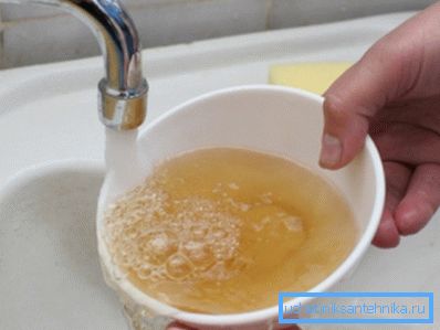 Вода богата со железо