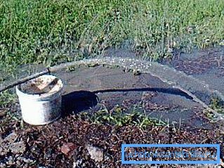 Водата се исцеди колку што е можно од структурата. Водата се исцеди колку што е можно од структурата.