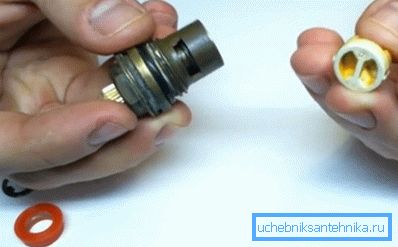 Извадиме керамички пар со прачка