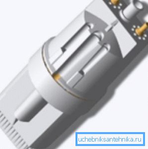 Пумпа со високи перформанси 1500 l / h.