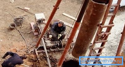 Подигната чаша како крената Подигната чаша како крената