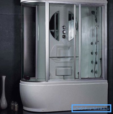 Затворен пластичен туш 130x70 Затворен пластичен туш 130x70