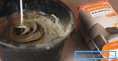 Мешање на цементен малтер Мешање на цементен малтер
